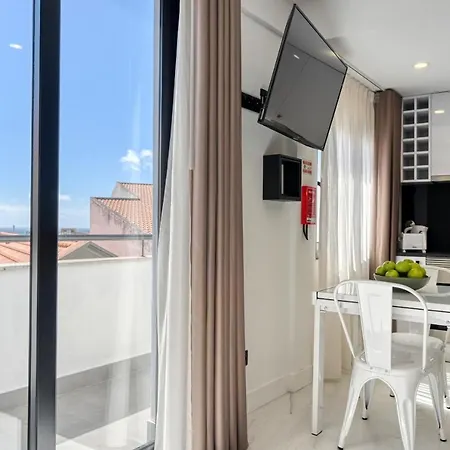 Beco Santa Emilia 4q, A In Madeira شقة