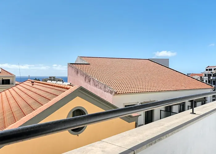 Beco Santa Emilia 4q, A In Madeira Lägenhet *
