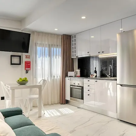 Apartment Beco Santa Emilia 4q, A In Madeira