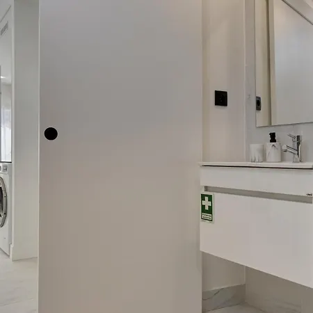 Apartment Beco Santa Emilia 4q, A In Madeira