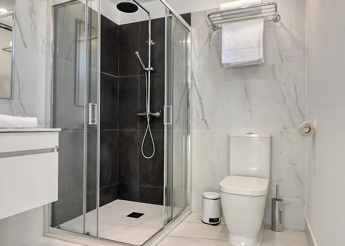 Beco Santa Emilia 4q, A In Madeira *